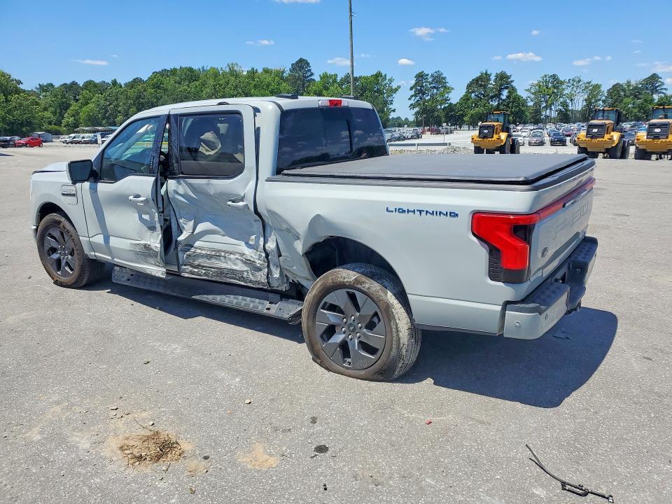 2023 FORD F150 LIGHTNING PRO — Фото 2 из 12