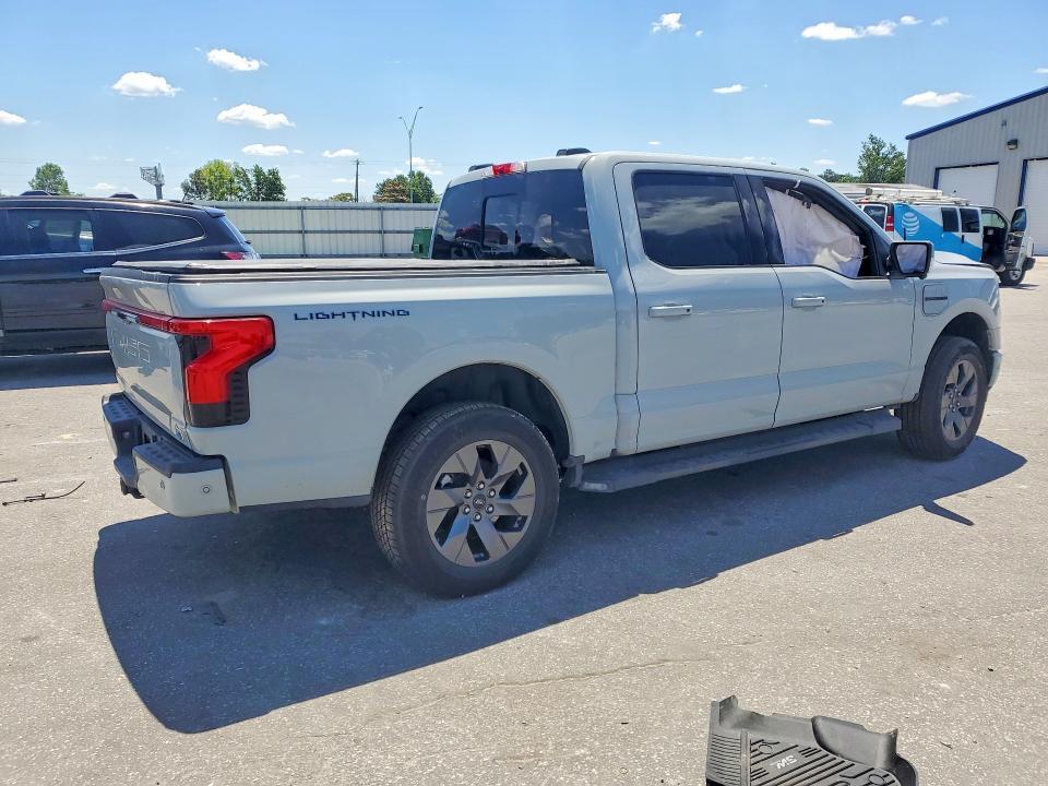 2023 FORD F150 LIGHTNING PRO — Фото 3 из 12