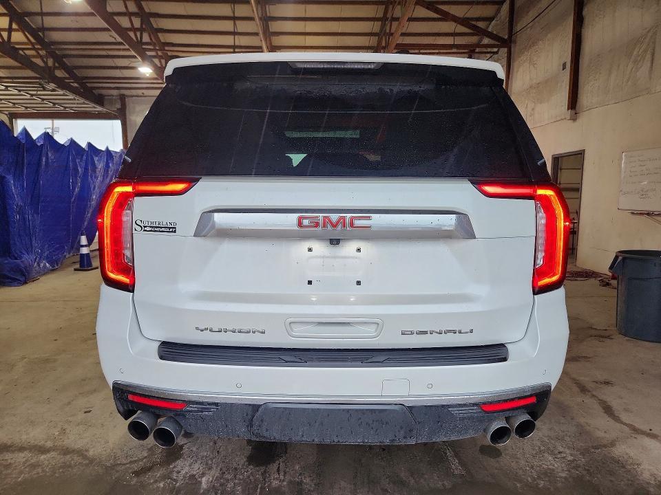 2023 GMC YUKON DENALI — Фото 6 из 13