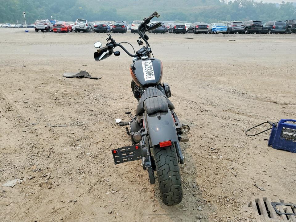2023 HARLEY-DAVIDSON FXBBS — Фото 4 из 9