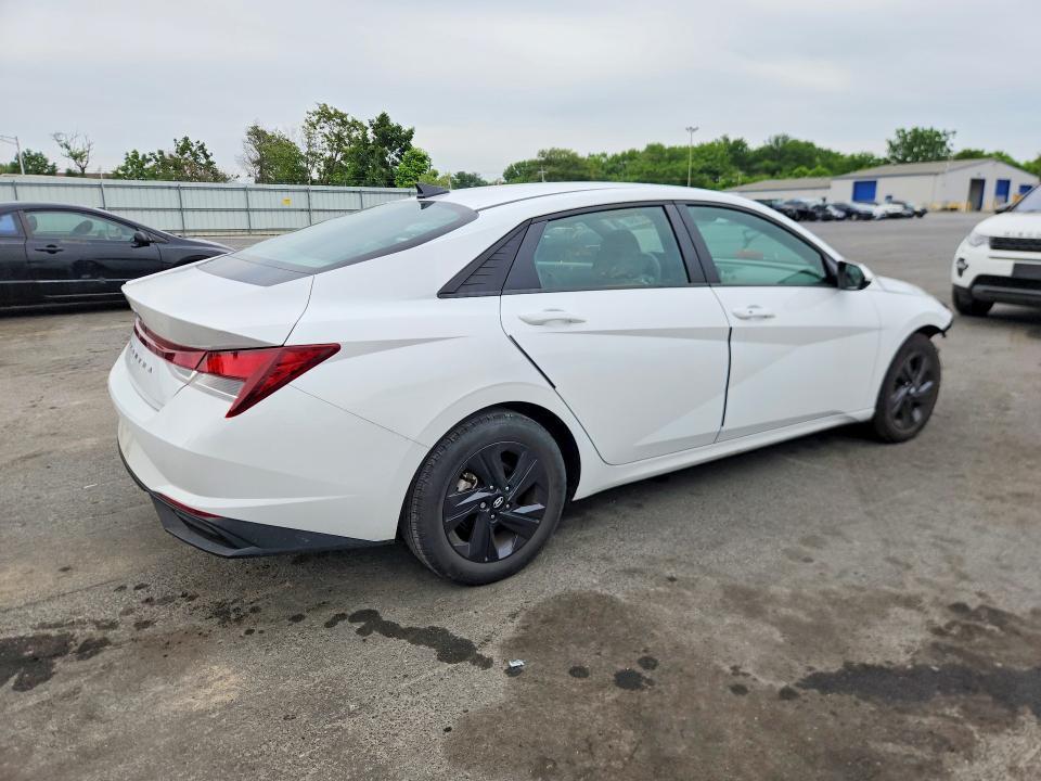 2023 HYUNDAI ELANTRA SEL — Фото 3 из 12