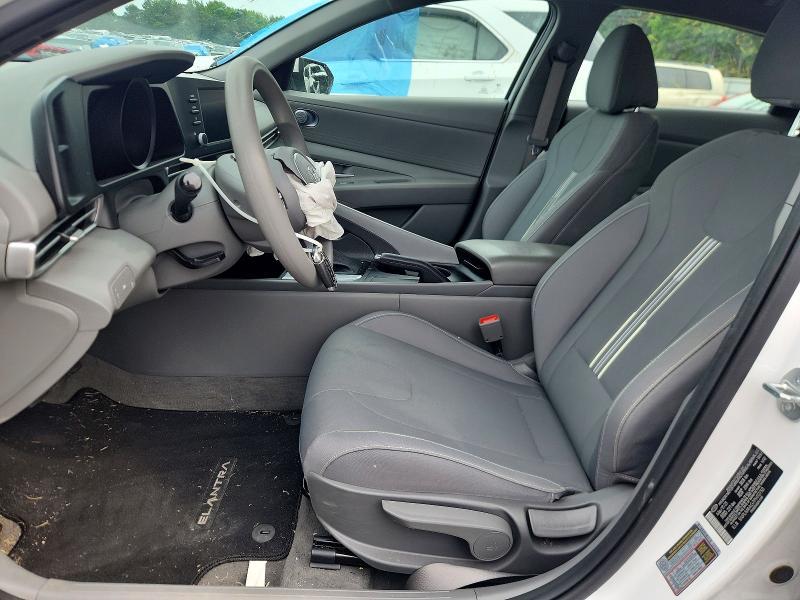 2023 HYUNDAI ELANTRA SEL — Фото 7 из 12