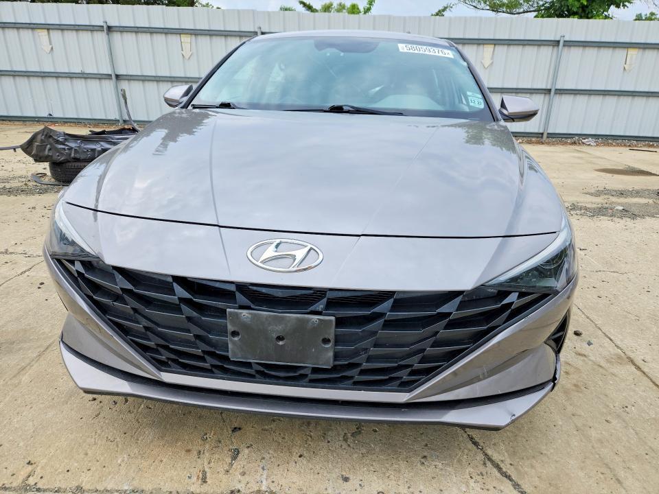 2023 HYUNDAI ELANTRA SEL — Фото 5 из 13