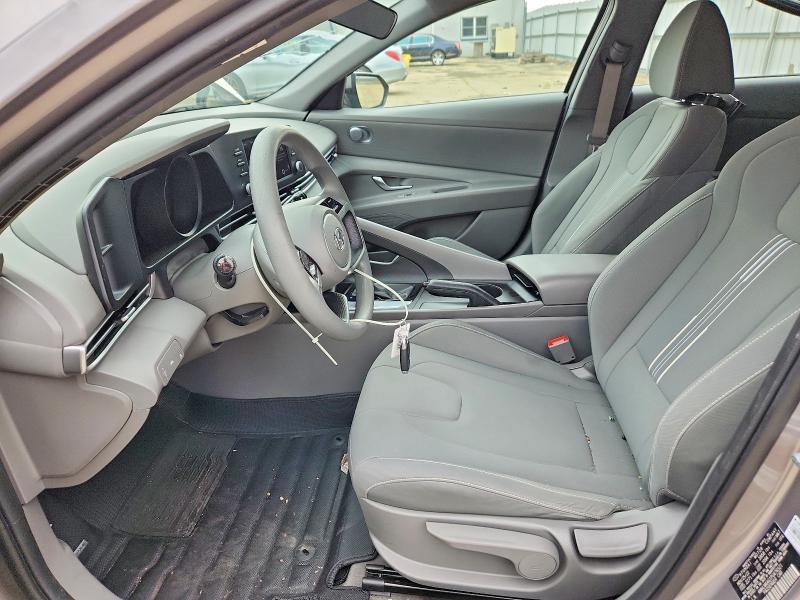 2023 HYUNDAI ELANTRA SEL — Фото 7 из 13