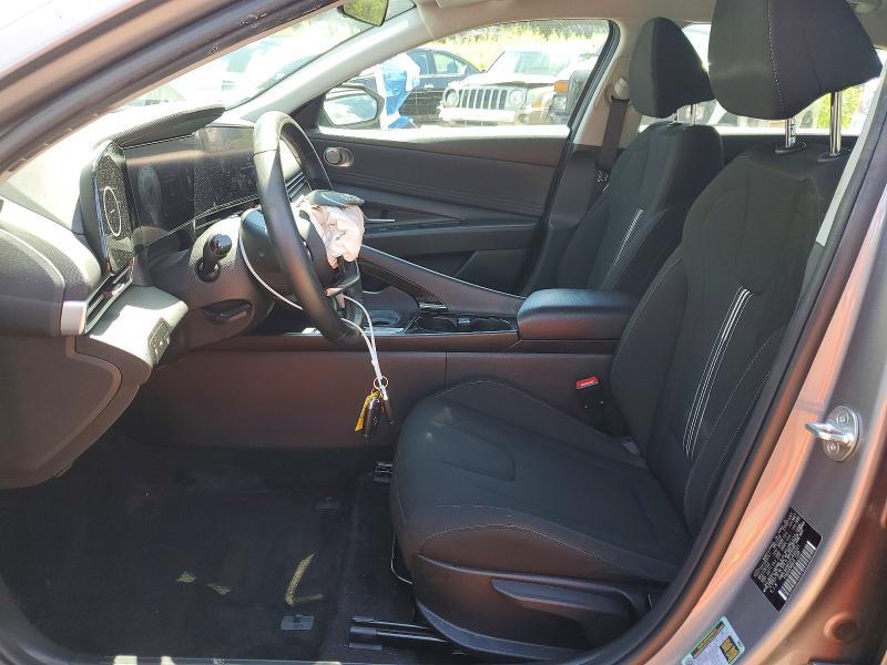 2023 HYUNDAI ELANTRA SEL — Фото 7 из 12