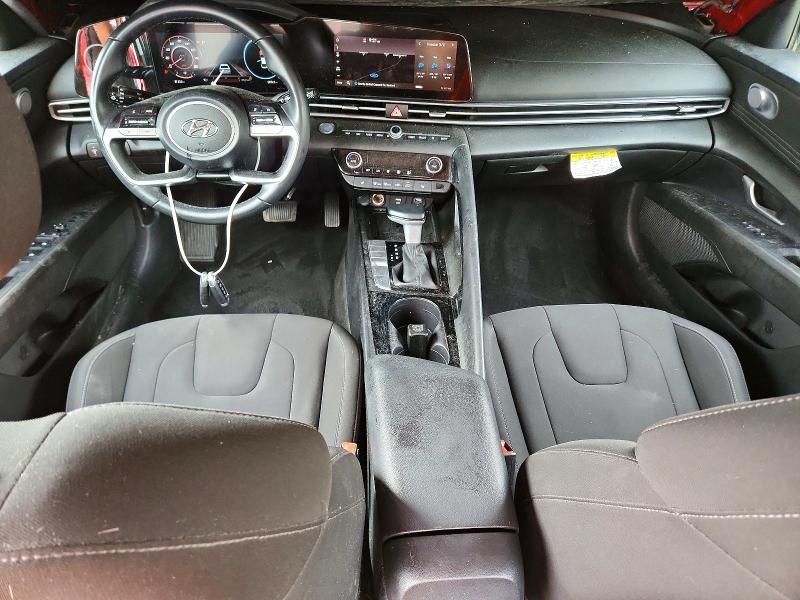 2023 HYUNDAI ELANTRA SEL — Фото 8 из 13