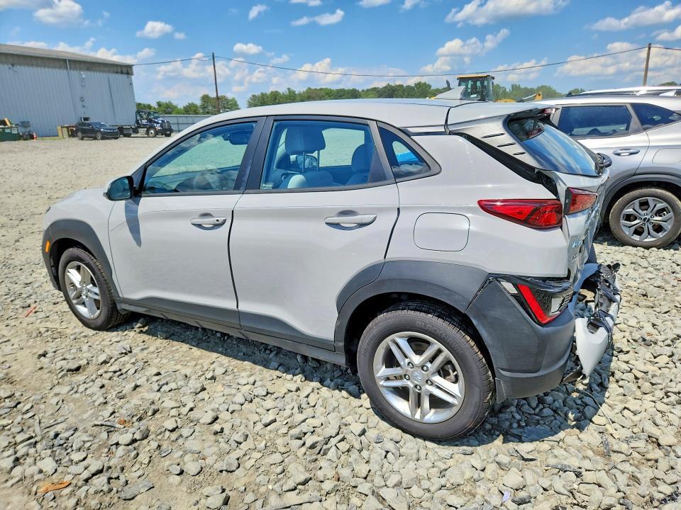 2023 HYUNDAI KONA SE — Фото 2 из 13