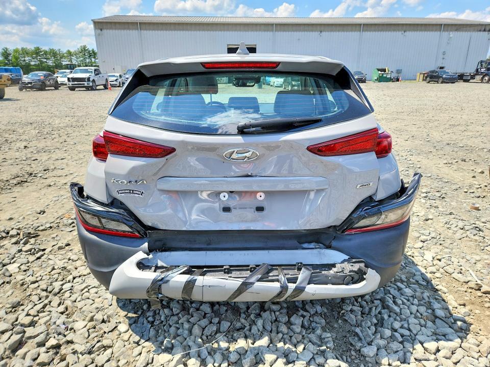 2023 HYUNDAI KONA SE — Фото 6 из 13
