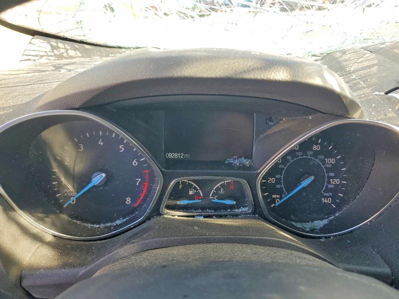 1FMCU9HD6JUB87876 2018 FORD ESCAPE photo no. 9