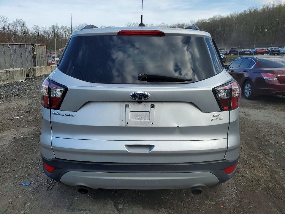 2018 FORD ESCAPE SE — Фото 6 из 12