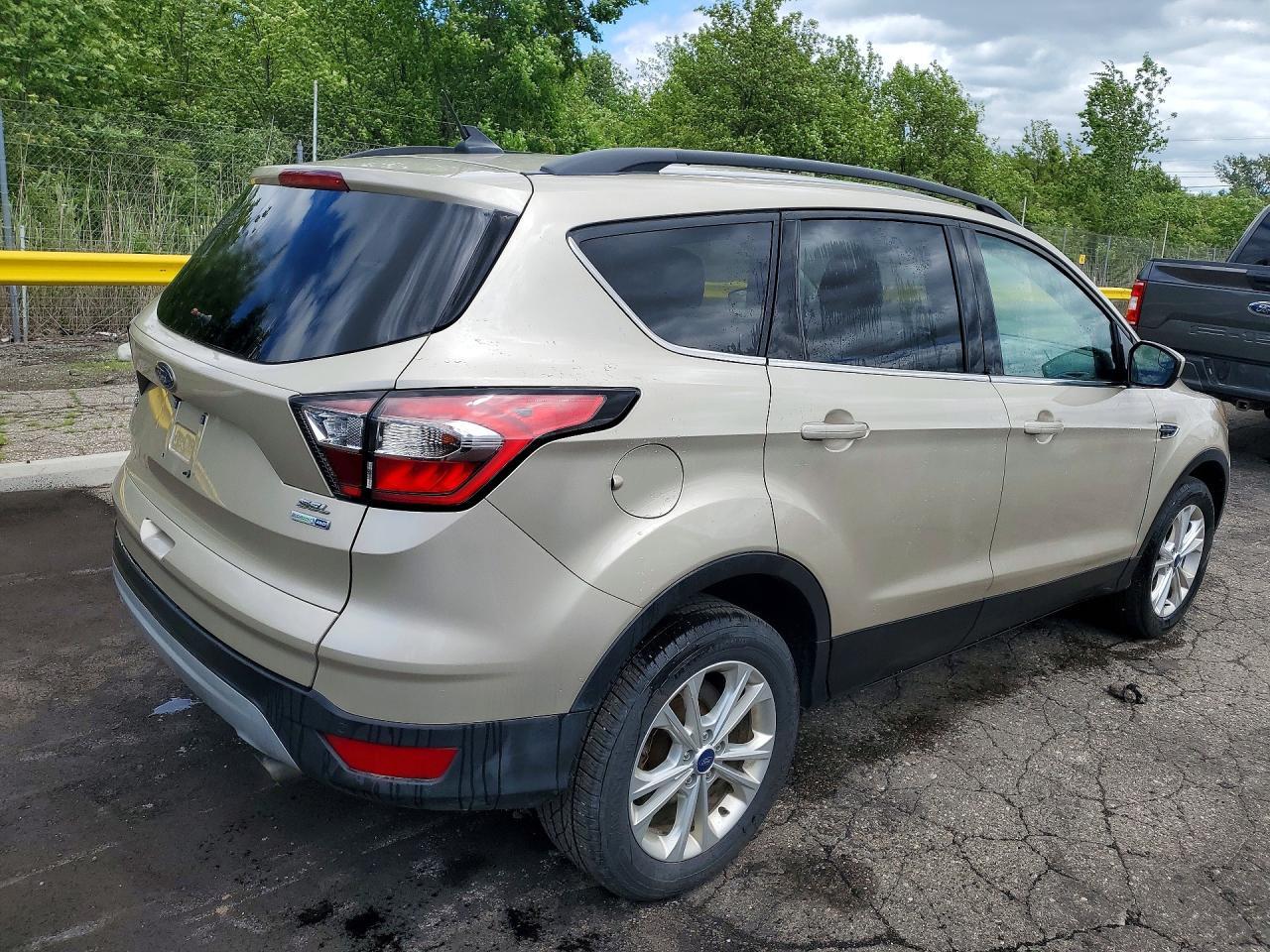 2018 FORD ESCAPE SEL — Фото 3 из 13