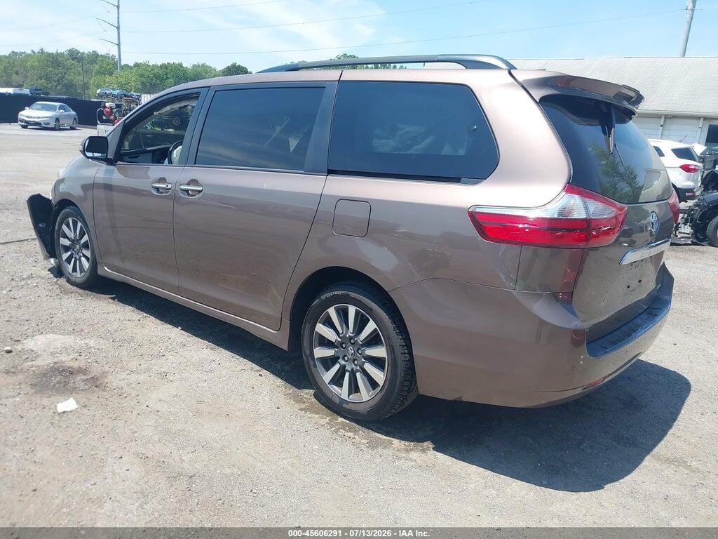 5TDYZ3DC4JS948947 2018 TOYOTA SIENNA photo no. 3
