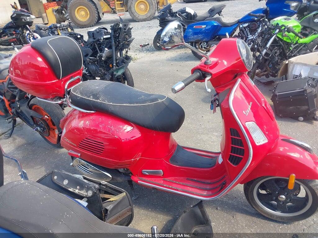 ZAPM459L6A5700740 2010 VESPA GTS photo no. 12