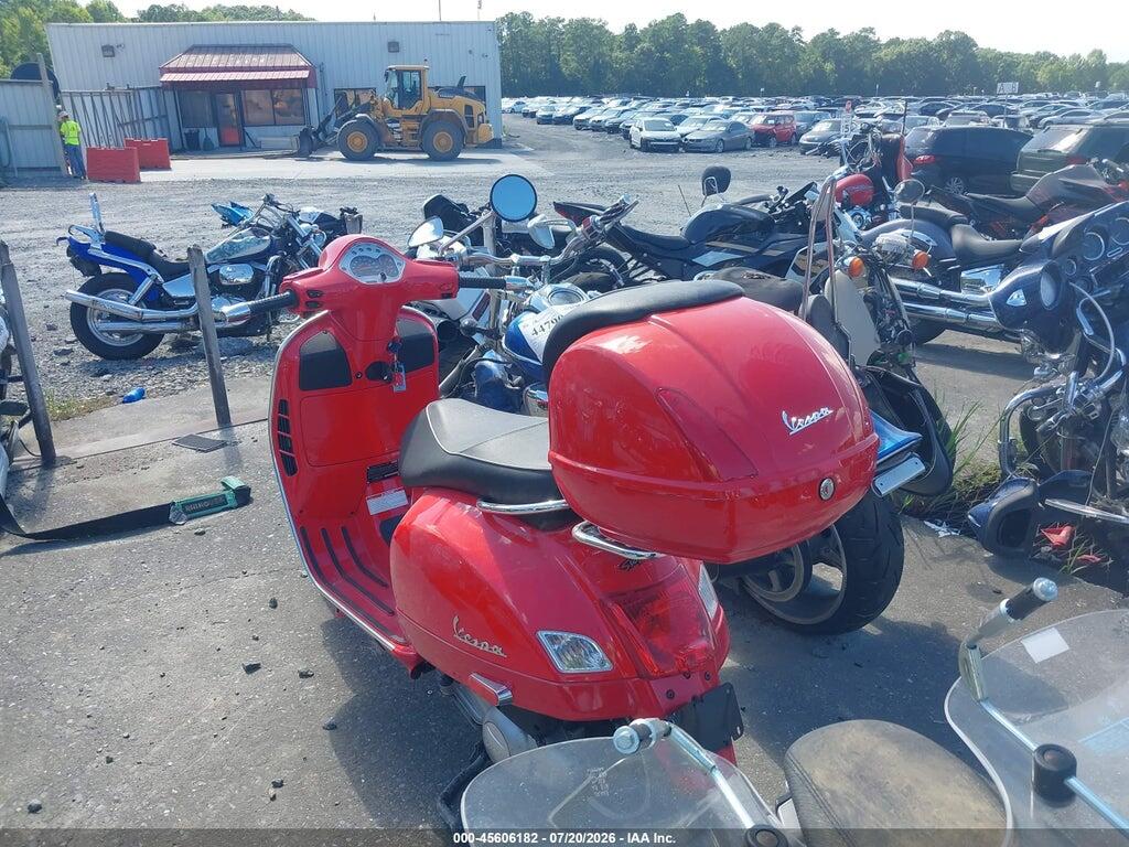 ZAPM459L6A5700740 2010 VESPA GTS photo no. 3