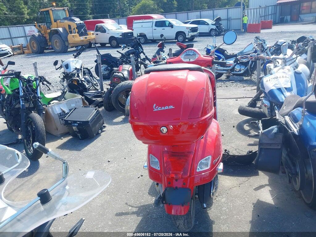 ZAPM459L6A5700740 2010 VESPA GTS photo no. 6