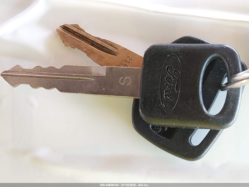 1F65F5DY0G0A06461 2016 FORD F53 photo no. 11