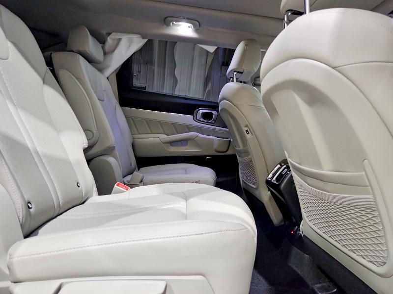 2023 KIA SORENTO SXP — Фото 11 из 13