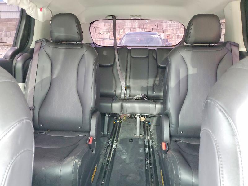 KNDNB4H32P6260073 2023 KIA CARNIVAL photo no. 10