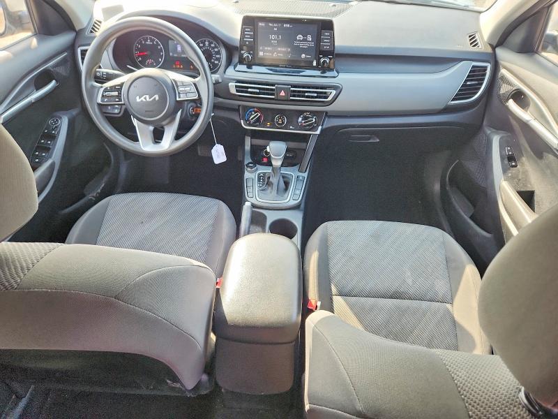 2023 KIA SELTOS LX — Фото 8 из 12