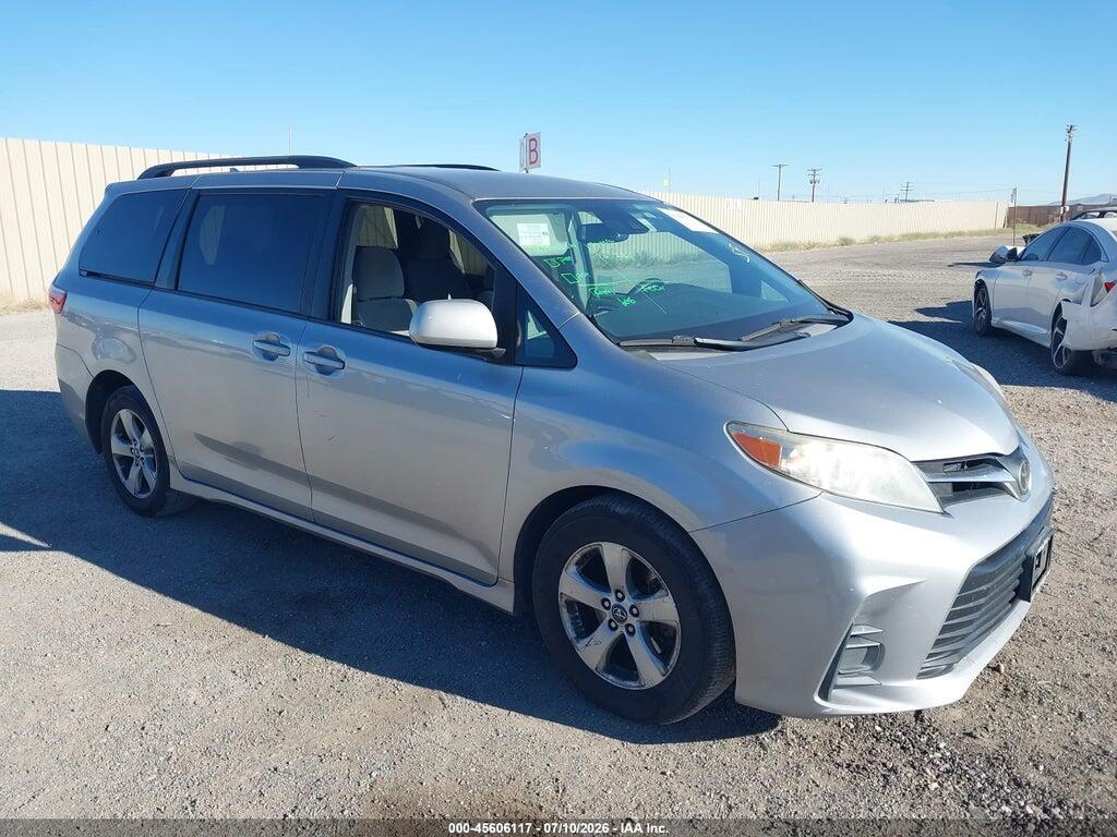 5TDKZ3DCXJS926697 2018 TOYOTA SIENNA photo no. 1