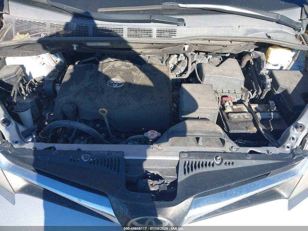 5TDKZ3DCXJS926697 2018 TOYOTA SIENNA photo no. 10