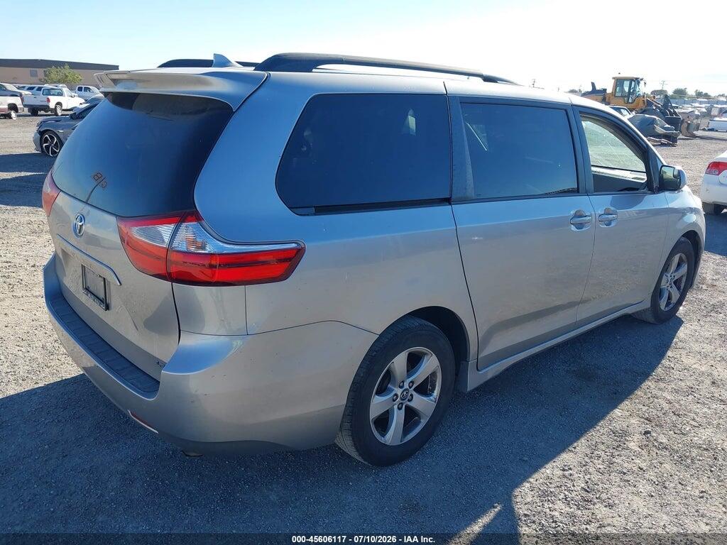 5TDKZ3DCXJS926697 2018 TOYOTA SIENNA photo no. 4