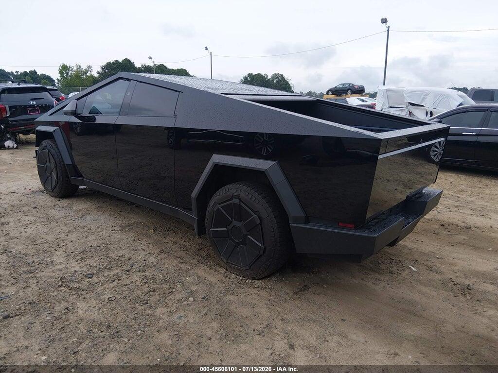 7G2CEHED9RA037534 2024 TESLA CYBERTRUCK photo no. 3
