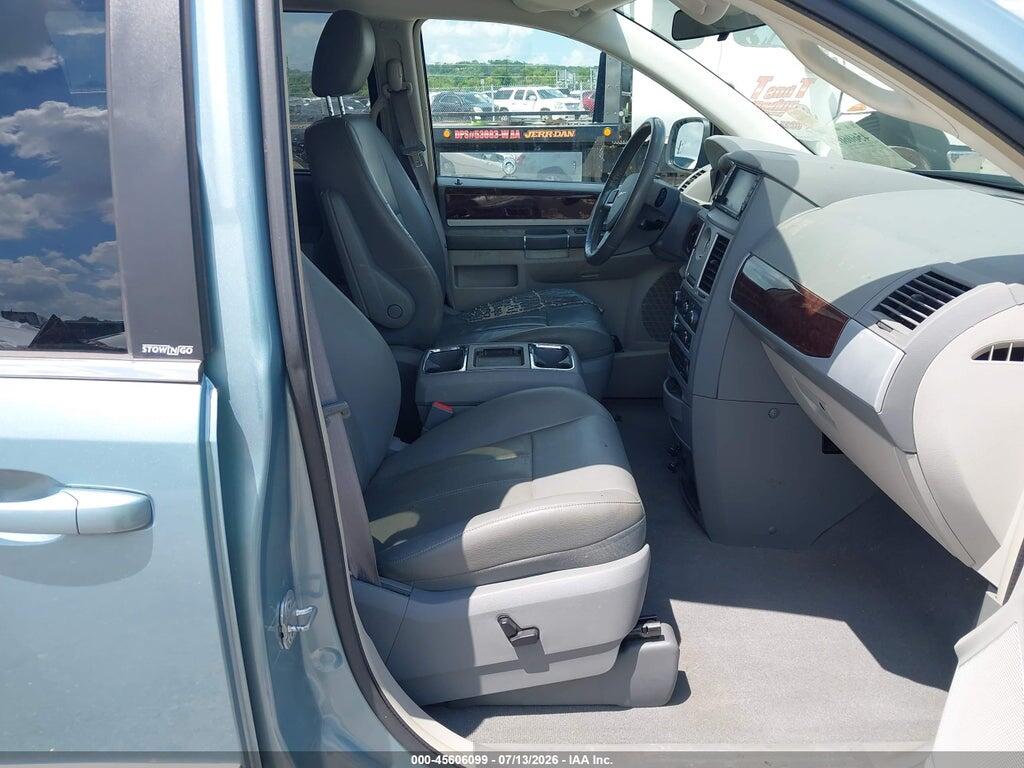 2A4RR5D11AR170690 2010 CHRYSLER TOWN & COUNTRY photo no. 5