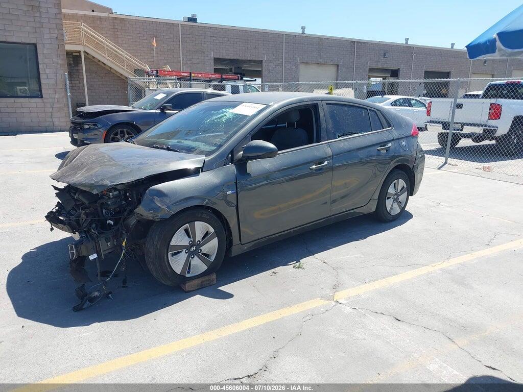 KMHC65LC5LU227322 2020 HYUNDAI IONIQ HYBRID photo no. 2