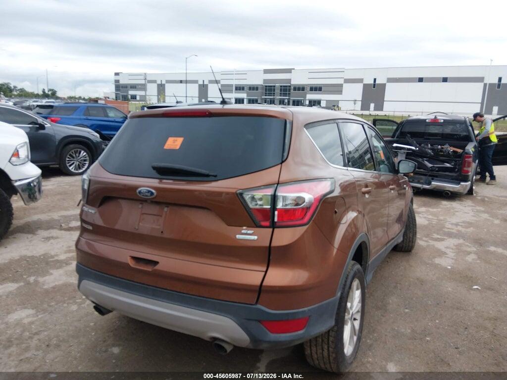 1FMCU0G9XHUA99190 2017 FORD ESCAPE photo no. 4