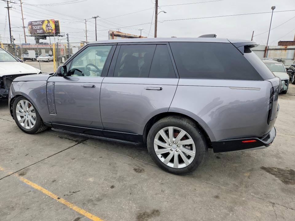 2023 LAND ROVER RANGE ROVER SE — Фото 2 из 13