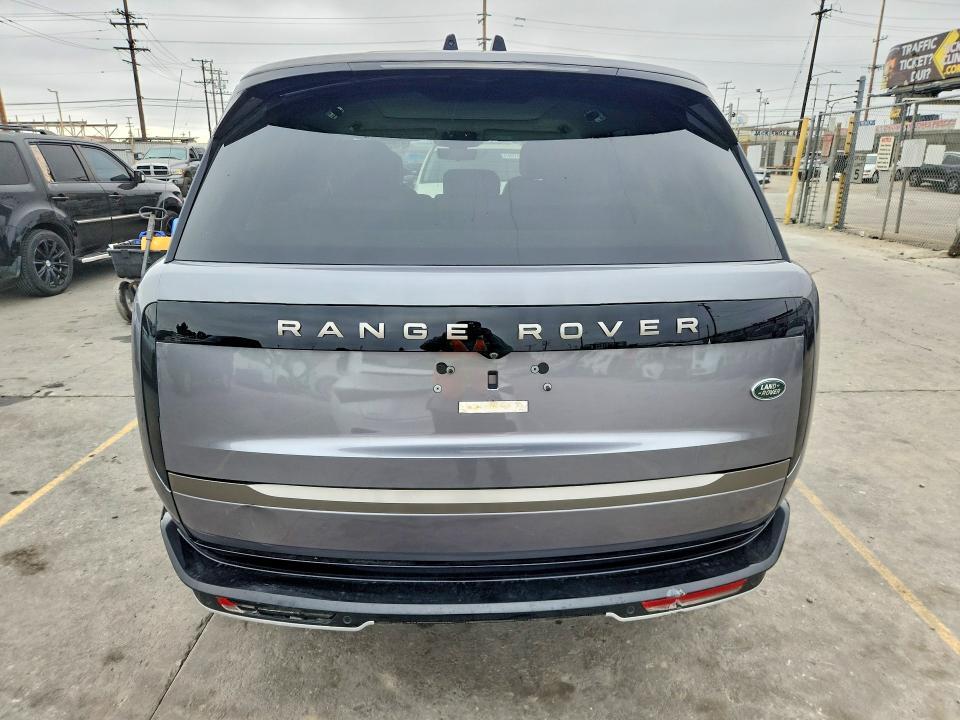 2023 LAND ROVER RANGE ROVER SE — Фото 6 из 13