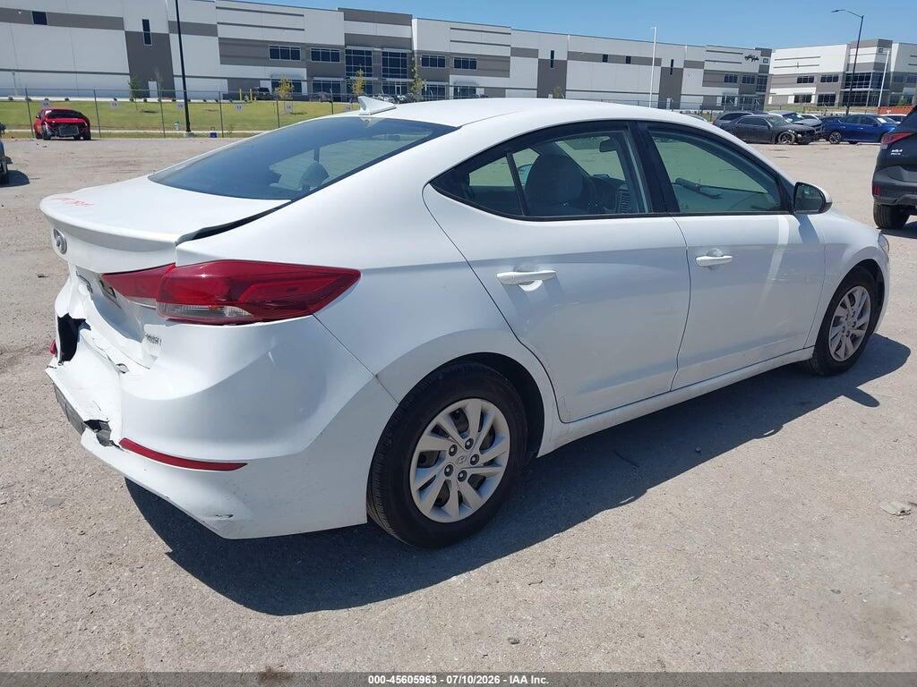 5NPD74LF6HH212730 2017 HYUNDAI ELANTRA photo no. 4