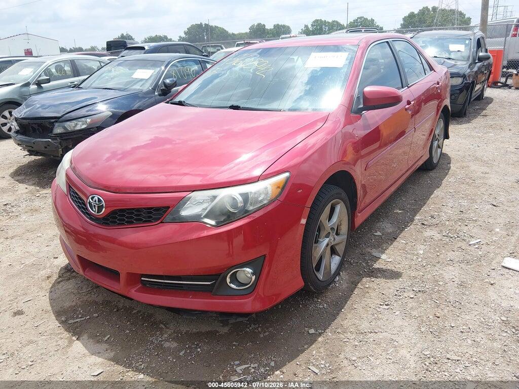 4T1BF1FK3EU742202 2014 TOYOTA CAMRY photo no. 2