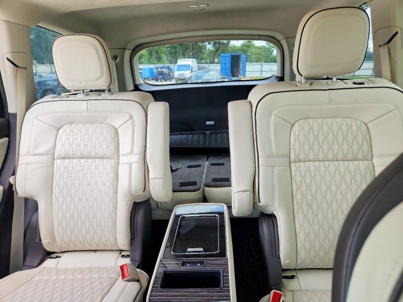 2023 LINCOLN AVIATOR BLACK LABEL — Фото 10 из 14