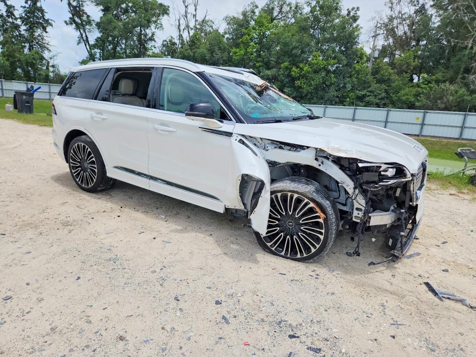 2023 LINCOLN AVIATOR BLACK LABEL — Фото 4 из 14