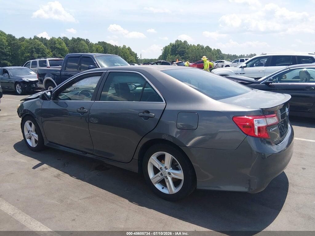 4T1BF1FK2CU157415 2012 TOYOTA CAMRY photo no. 3