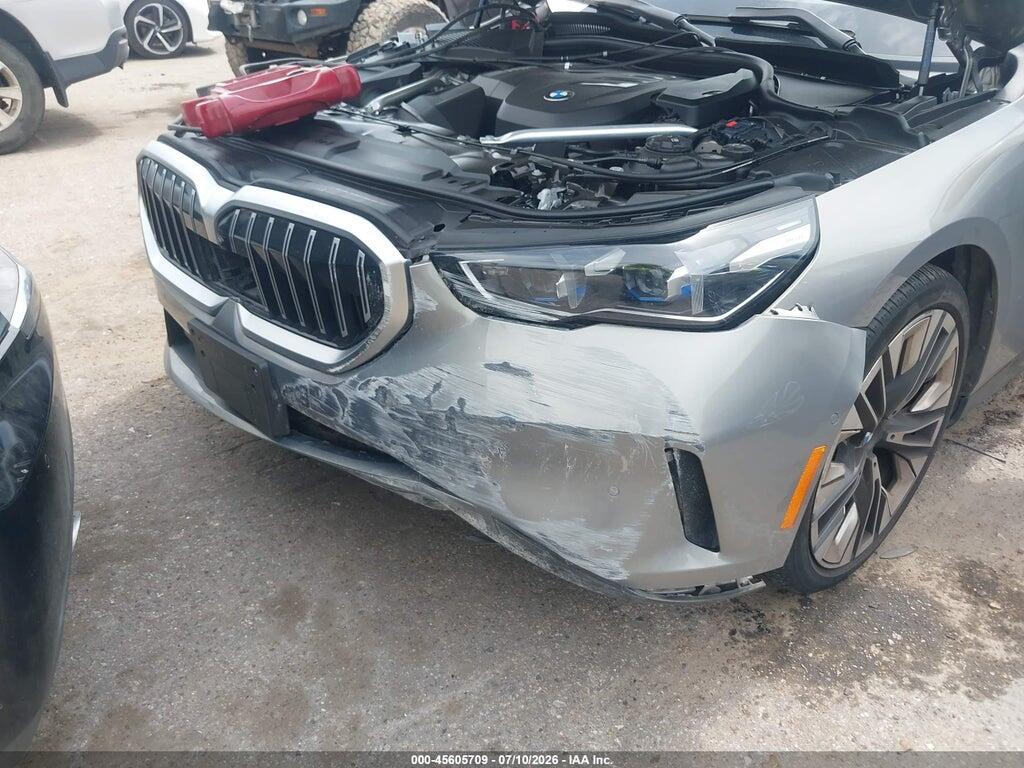 WBA53FJ06RCP87561 2024 BMW 530I photo no. 6