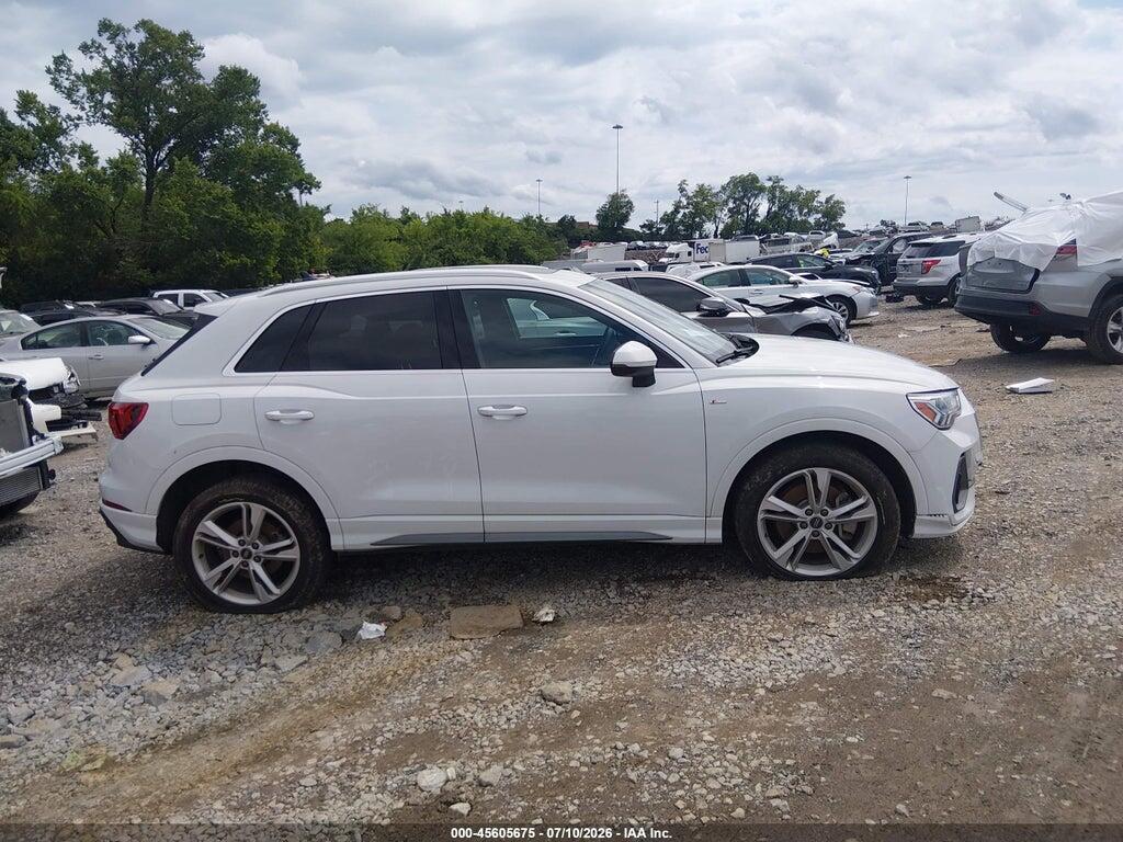 WA1DECF30R1031207 2024 AUDI Q3 photo no. 12