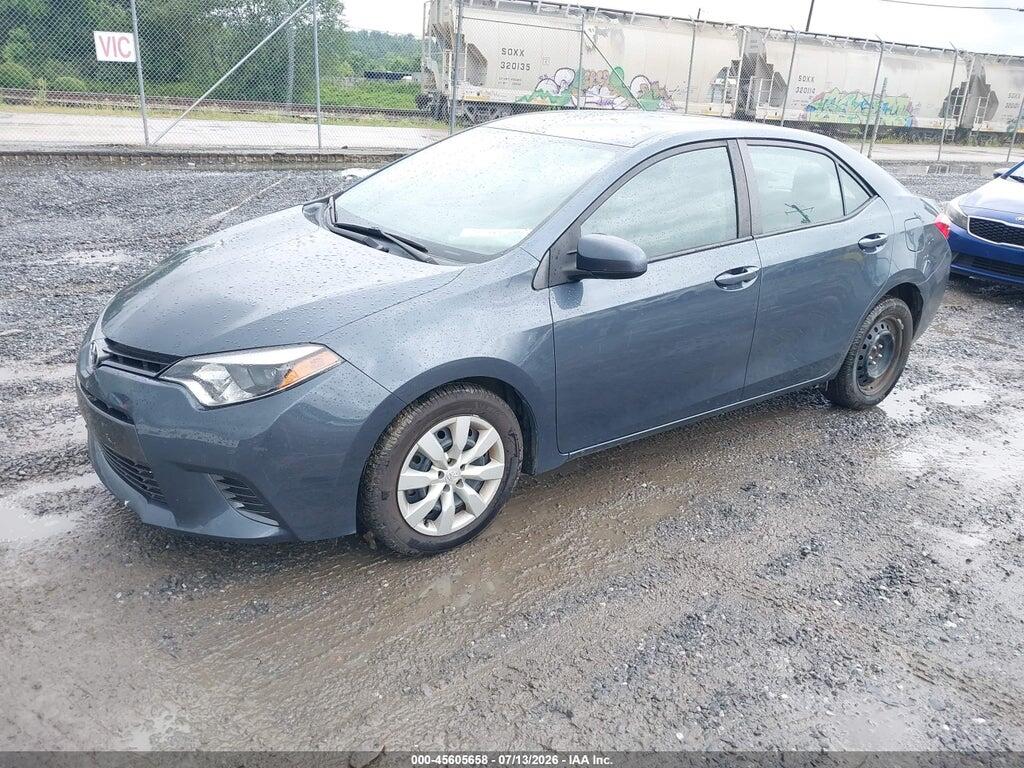 2T1BURHE3FC292307 2015 TOYOTA COROLLA photo no. 2