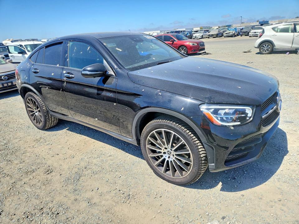 2023 MERCEDES-BENZ GLC COUPE 300 4MATIC — Фото 4 из 13