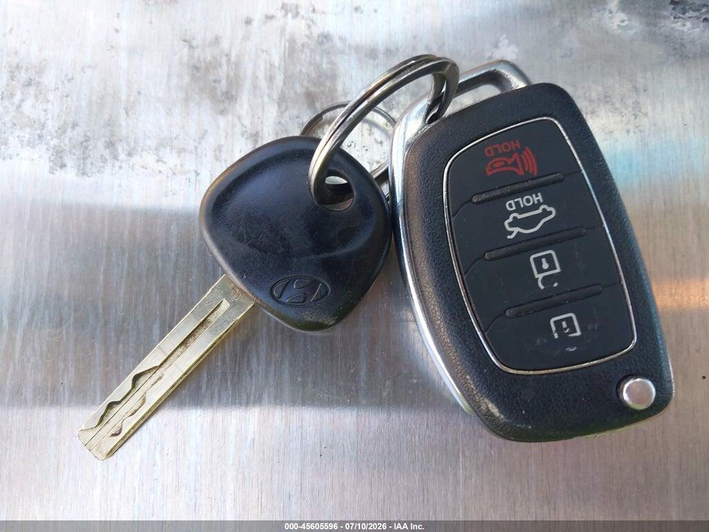 5NPE24AF2FH245517 2015 HYUNDAI SONATA photo no. 11