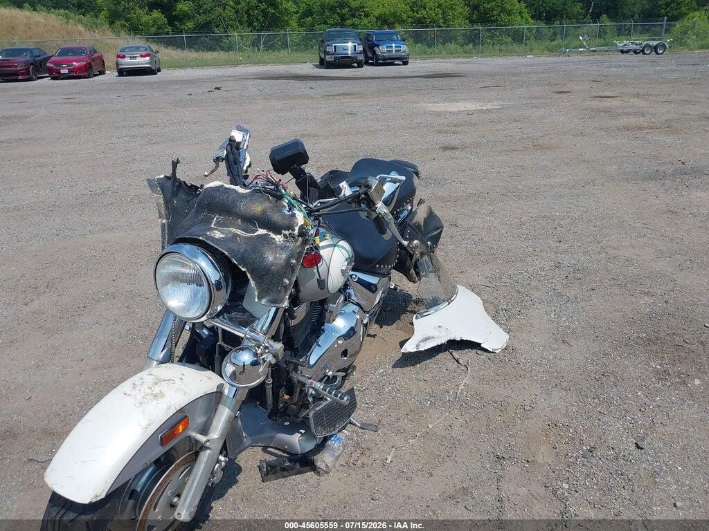 JS1VY51A742100667 2004 SUZUKI VL1500 photo no. 2