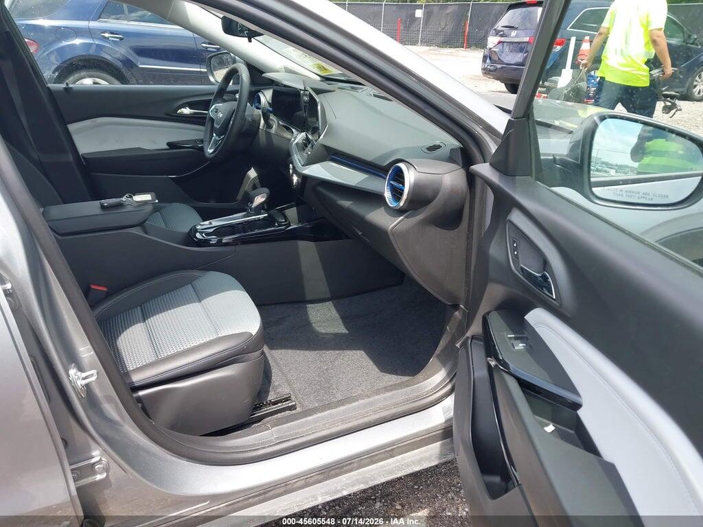 KL77LHEP9SC301763 2025 CHEVROLET TRAX photo no. 5