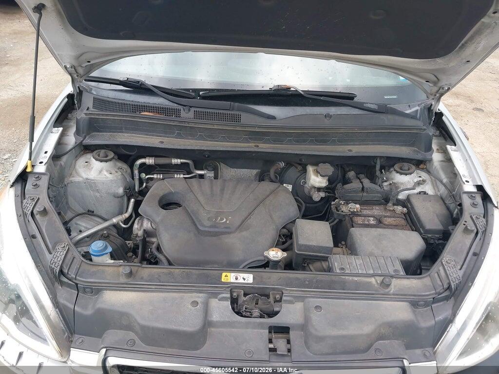 KNDJT2A57C7469096 2012 KIA SOUL photo no. 10
