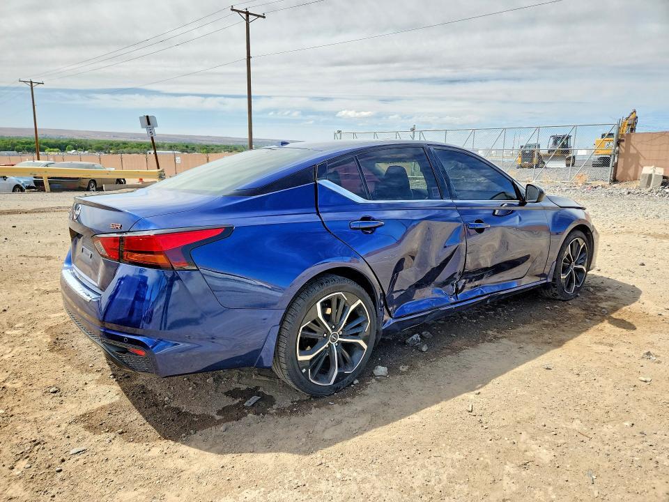 2023 NISSAN ALTIMA SR — Фото 3 из 12