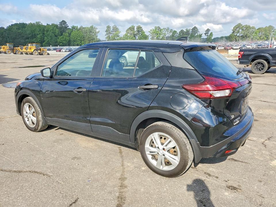 2023 NISSAN KICKS S — Фото 2 из 13