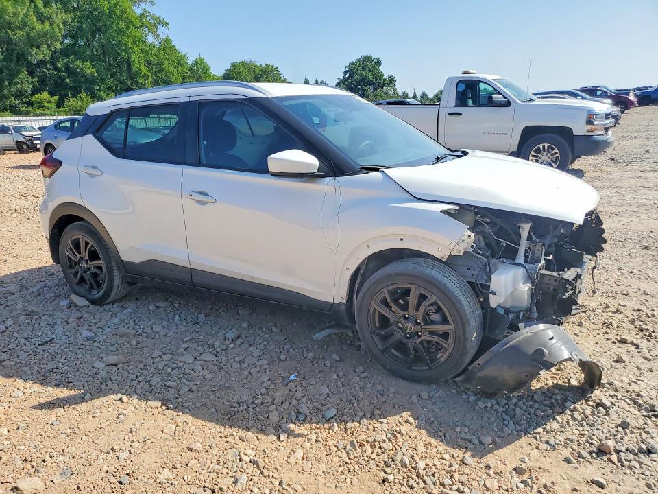 2023 NISSAN KICKS SV — Фото 4 из 14