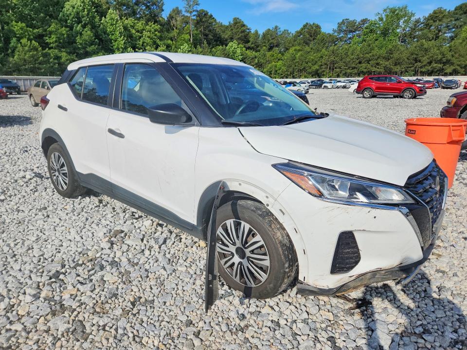 2023 NISSAN KICKS S — Фото 4 из 13