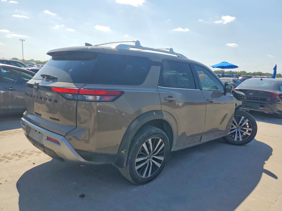 2023 NISSAN PATHFINDER PLATINUM — Фото 3 из 13